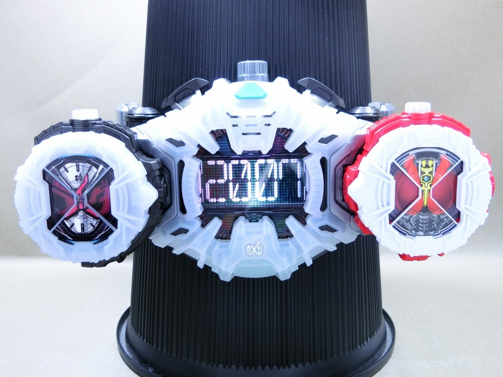 DXライドウォッチ19個+ダイザー 劇中プロップ風塗装 竜頭発光・大音量化 DXライドウォッチダイザー拡張パーツ｜仮面ライダーおもちゃ