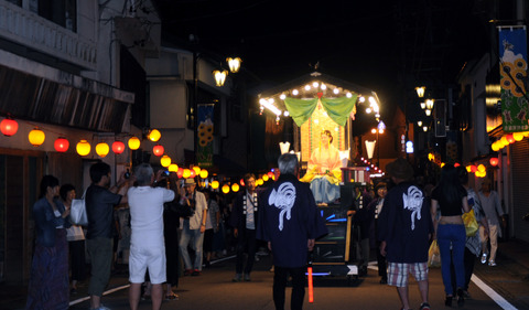 parade_14