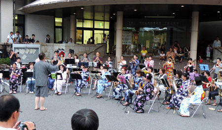 2015_hanabi01