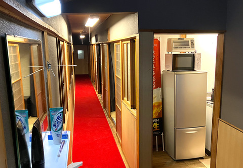 2F キッチン入口