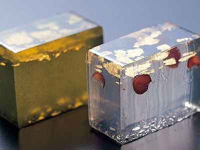 華金箔 はなきんぱく 加賀さま本舗 坂尾甘露堂 金箔が華やかな涼みあふれる金沢和菓子 金沢和菓子の情報館 お土産 お取り寄せなら 華金箔 はなきんぱく 加賀さま本舗 坂尾甘露堂 金箔が華やかな涼みあふれる金沢和菓子 金沢和菓子の情報館 お土産 お取り寄せなら