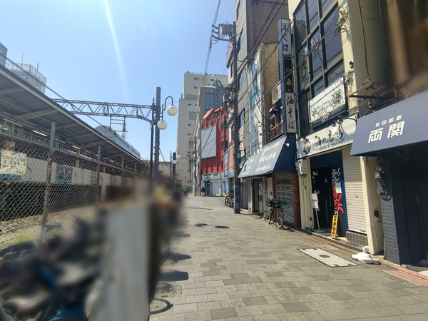 ぼかしモザイク_20230410_215546