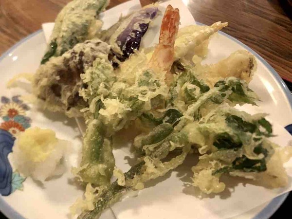 みたけにある 故郷 支店 で 天ぷら定食 エビ カキ 白身魚のフライ定食 食べてみた もりおか通信 岩手県盛岡市の地域情報サイト みたけにある 故郷 支店 で 天ぷら定食 エビ カキ 白身魚のフライ定食 食べてみた もりおか通信 岩手県盛岡市の地域情報サイト
