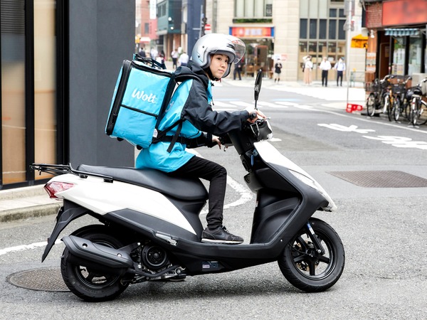 Japan Courier Female Motorbike crop