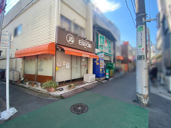 C3B9E06A-3245-43CB-A8D8-ABB9819DDCC9