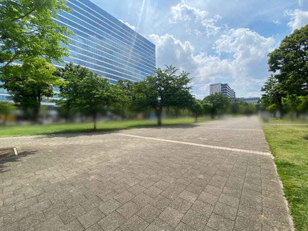 04E2DF64-70B7-46F4-9466-3D0BA6D61011