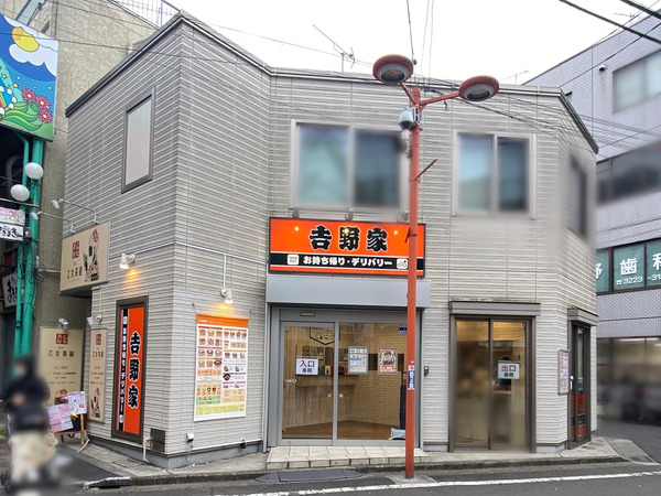 D6A826E0-9C8D-48A3-B656-FBC515511388