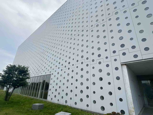 市立図書館