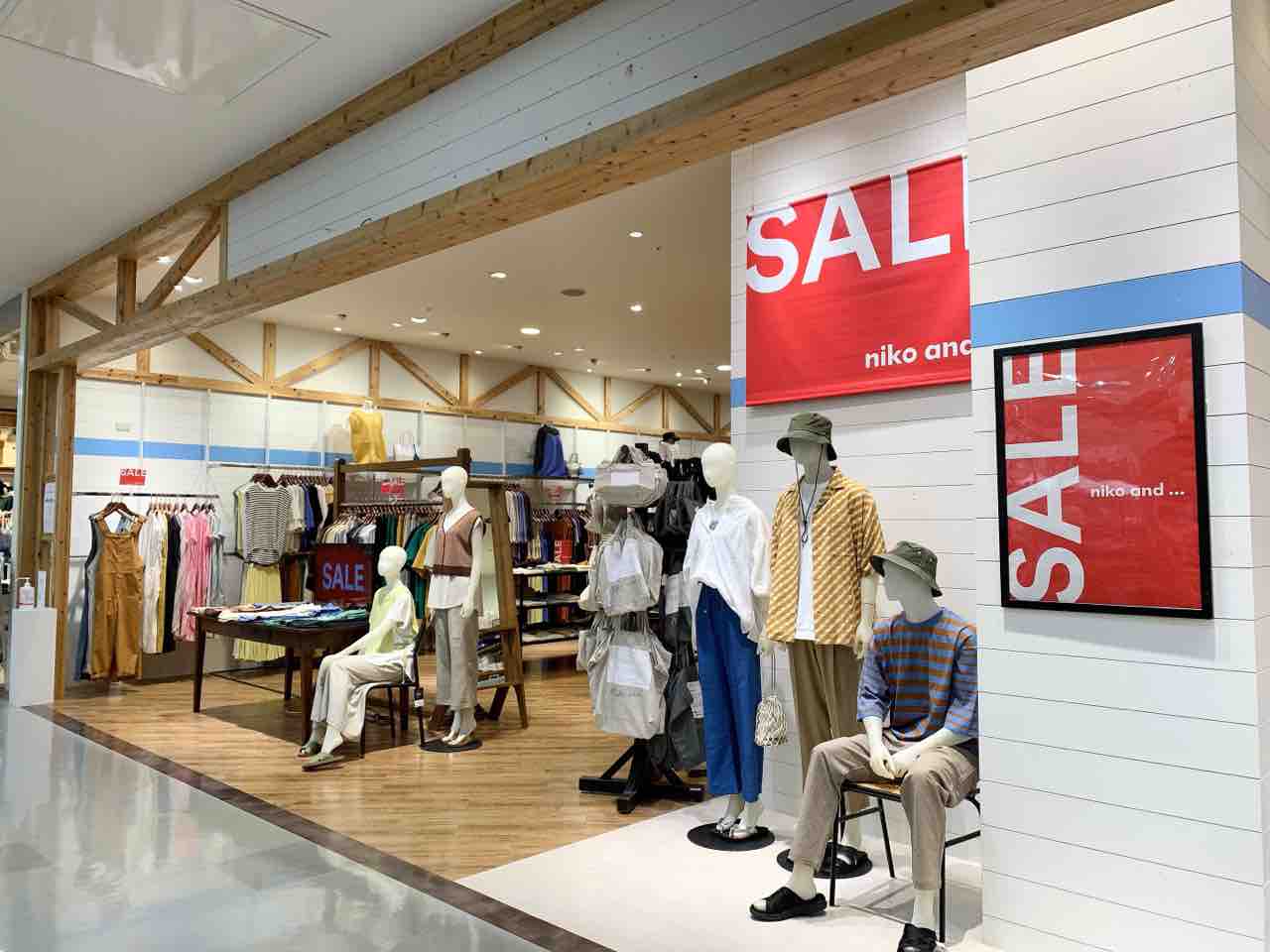 新店オープンまでの期間限定ショップ 金沢フォーラス に ニコアンド Pop Up Niko And がオープンしてる 元 ムラサキスポーツ だったところ 金沢デイズ 石川県金沢市の地域情報サイト 新店オープンまでの期間限定ショップ 金沢フォーラス に ニコアンド Pop Up Niko And がオープンしてる 元 ムラサキスポーツ だったところ 金沢デイズ 石川県金沢市の地域情報サイト