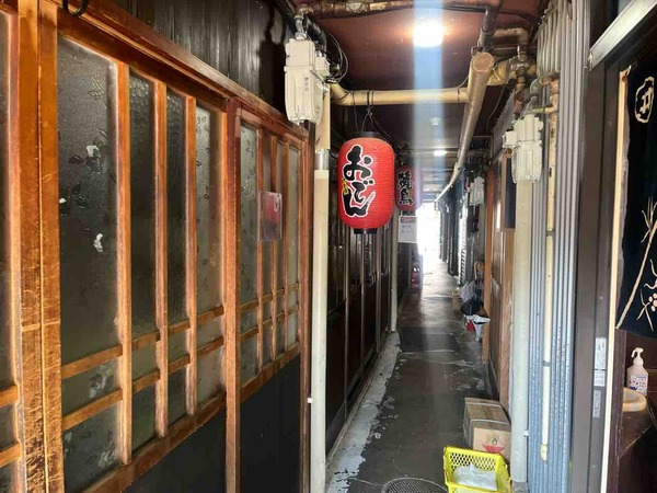 やき鳥 卍郎