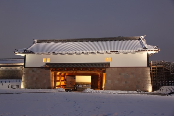 冬の金沢城