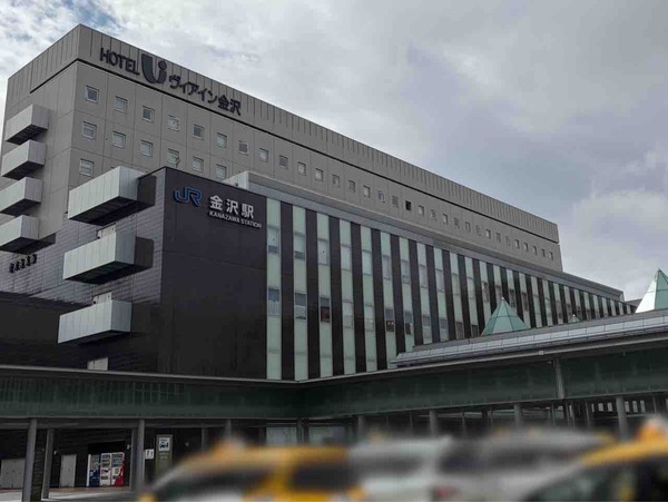 マツモトキヨシ金沢駅西口店