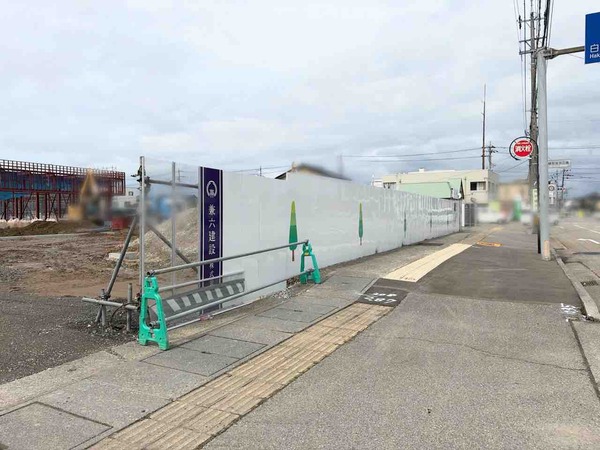 クスリのアオキ金石本町店