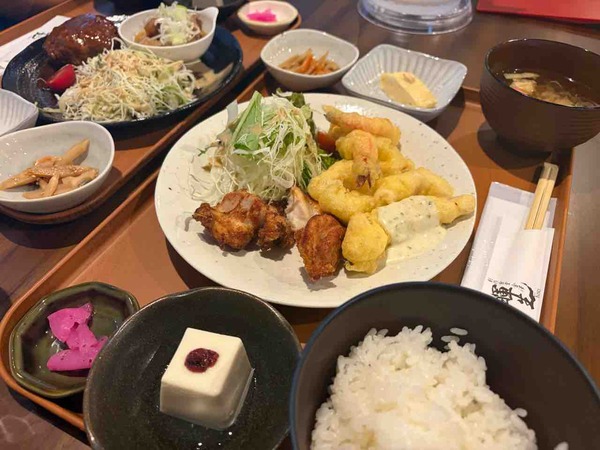 創作食堂 金澤暉生