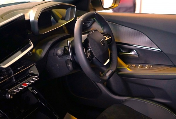 金沢輸入車ショウ