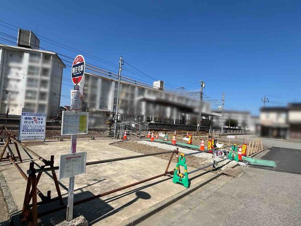 額住宅前駅