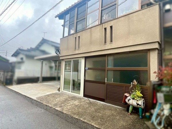 珈琲 Saji