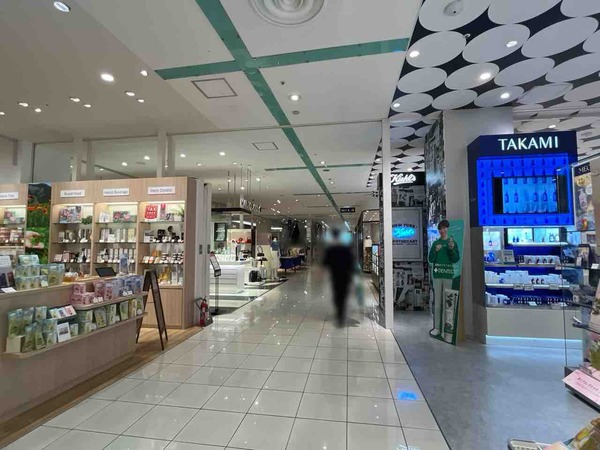 MARY QUANT 金沢フォーラス店