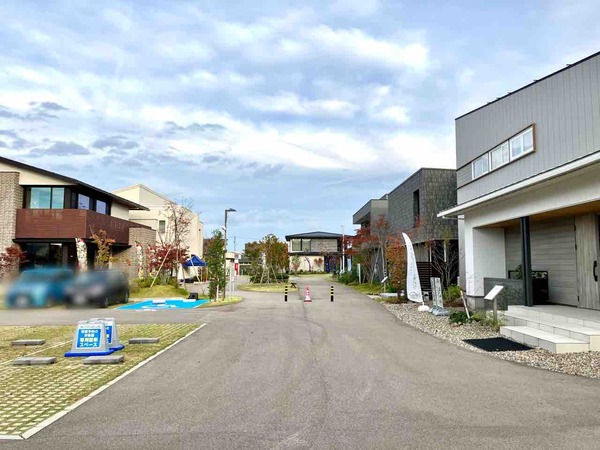 ホームセンタームサシ 御経塚住宅展示場 MIRAIZUKA