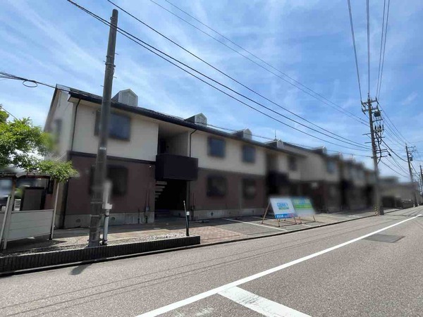 ゲンキー金石北店