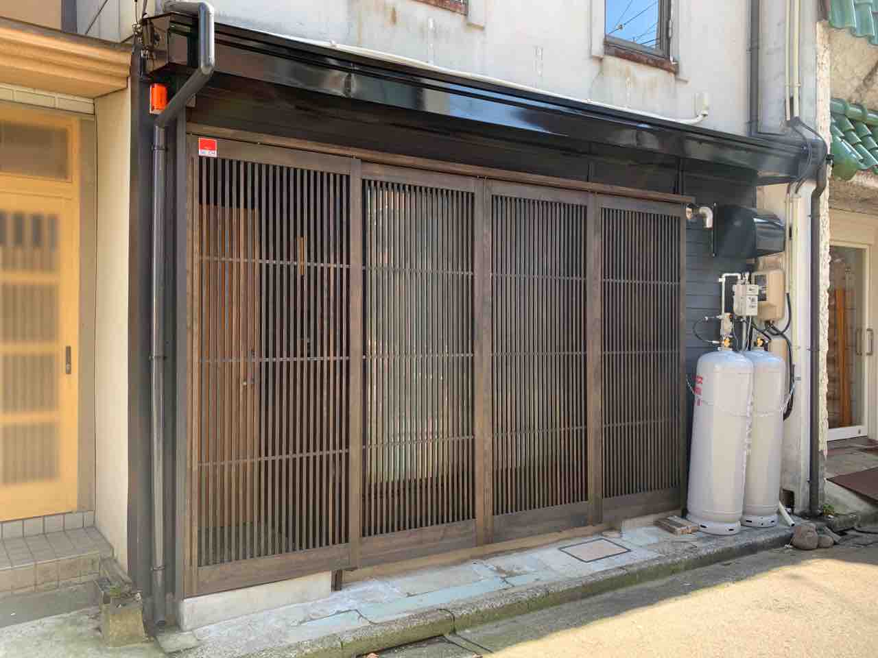 笠市町に会員制の立ち呑み イ にんべん がオープンしてる 金沢デイズ 石川県金沢市の地域情報サイト