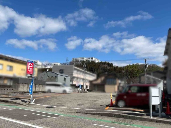 石川県金沢市末町に『システムパーク 金沢学院大学前』なるコインパーキングがオープンしてる。