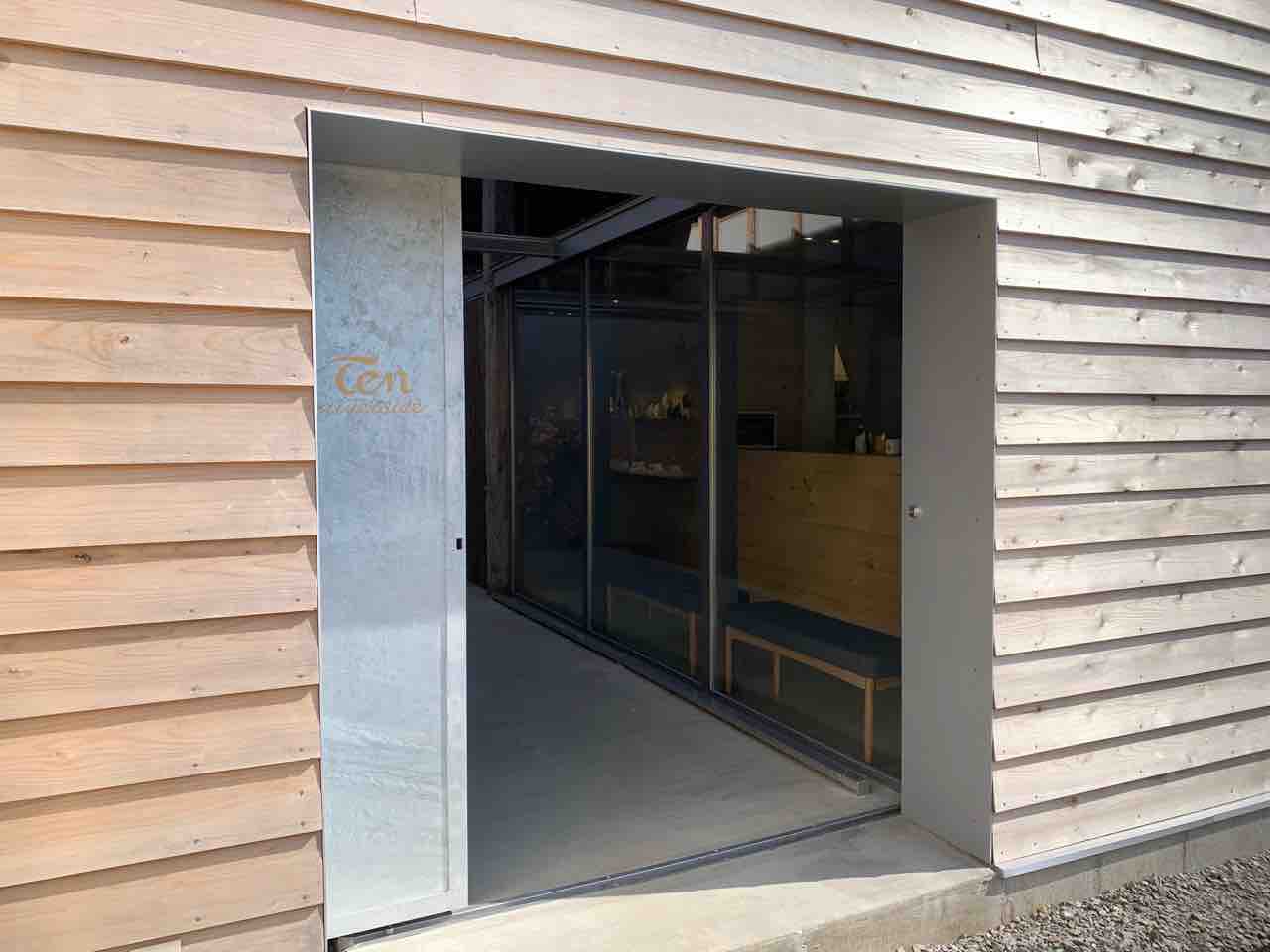 金石西に Ten Riverside テン リバーサイド なるカフェがオープンしてる 金沢デイズ 石川県金沢市の地域情報サイト
