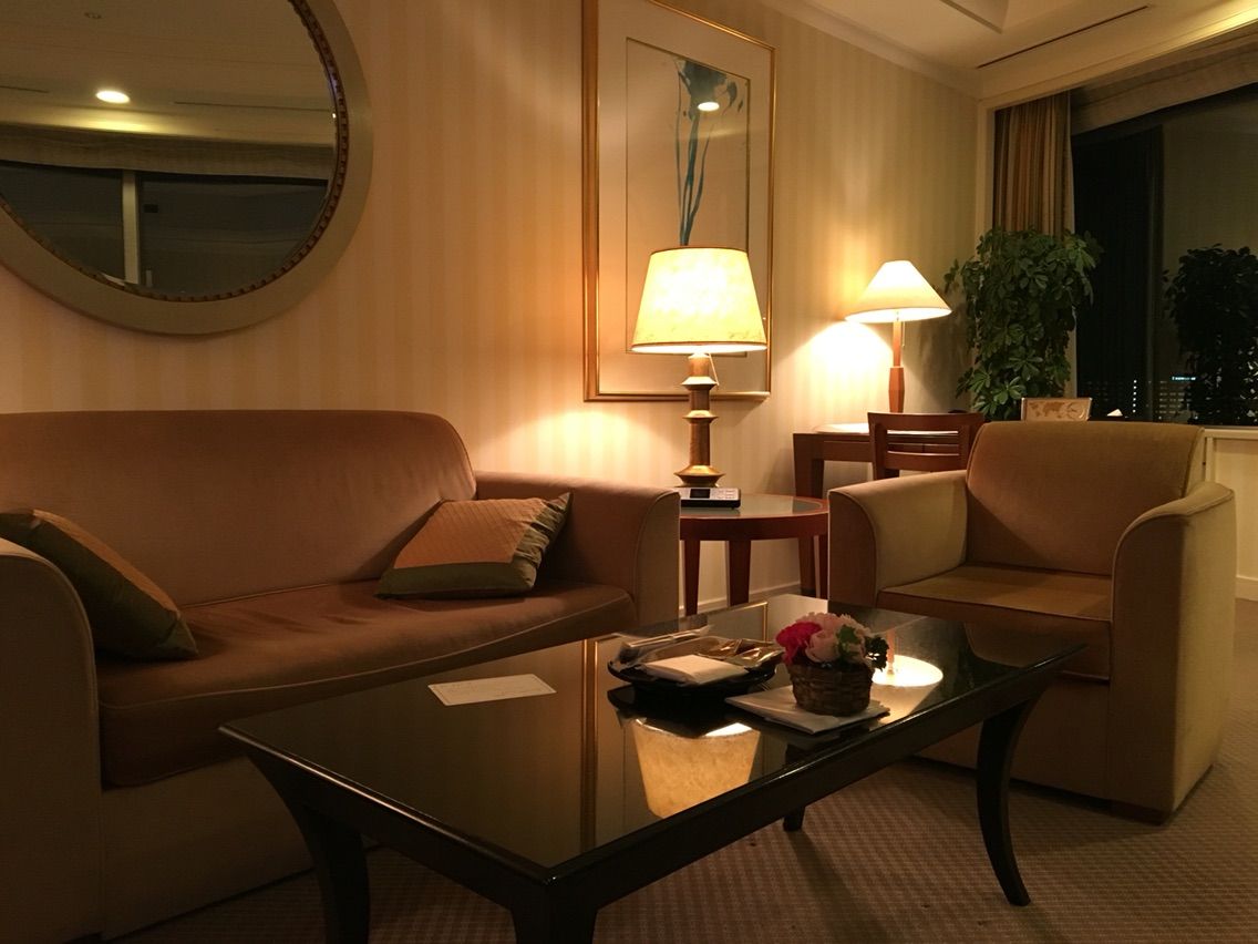 帝国ホテル大阪 スイートルーム 金沢 神楽坂 楽しいこといっぱい By Emily