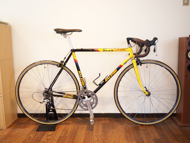 ラレー　チームバナナ　ロードバイク。 ラレー チームバナナ ロードバイク。