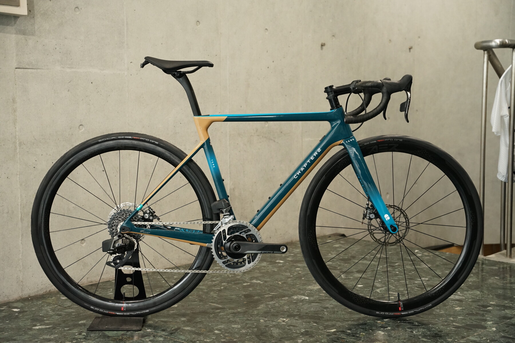 Chapter2 TERE × SRAM eTap AXS カスタム納車 : K&M CYCLE BLOG Chapter2 TERE × SRAM eTap AXS カスタム納車 : K&M CYCLE BLOG