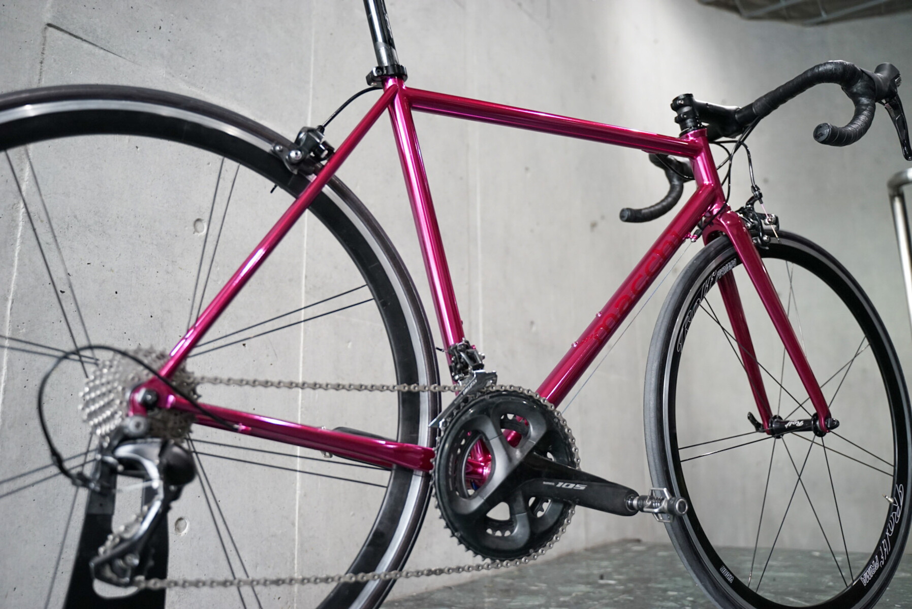 macchi cyclesからクロモリグラベルロードの試乗車 到着 : K&M macchi cyclesからクロモリグラベルロードの試乗車 到着 : K&M