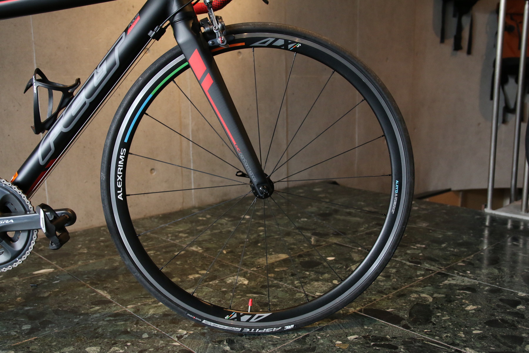 FELT F85 コンポーネント組み換えで快適さアップ : K&M CYCLE BLOG FELT F85 コンポーネント組み換えで快適さアップ : K&M CYCLE BLOG