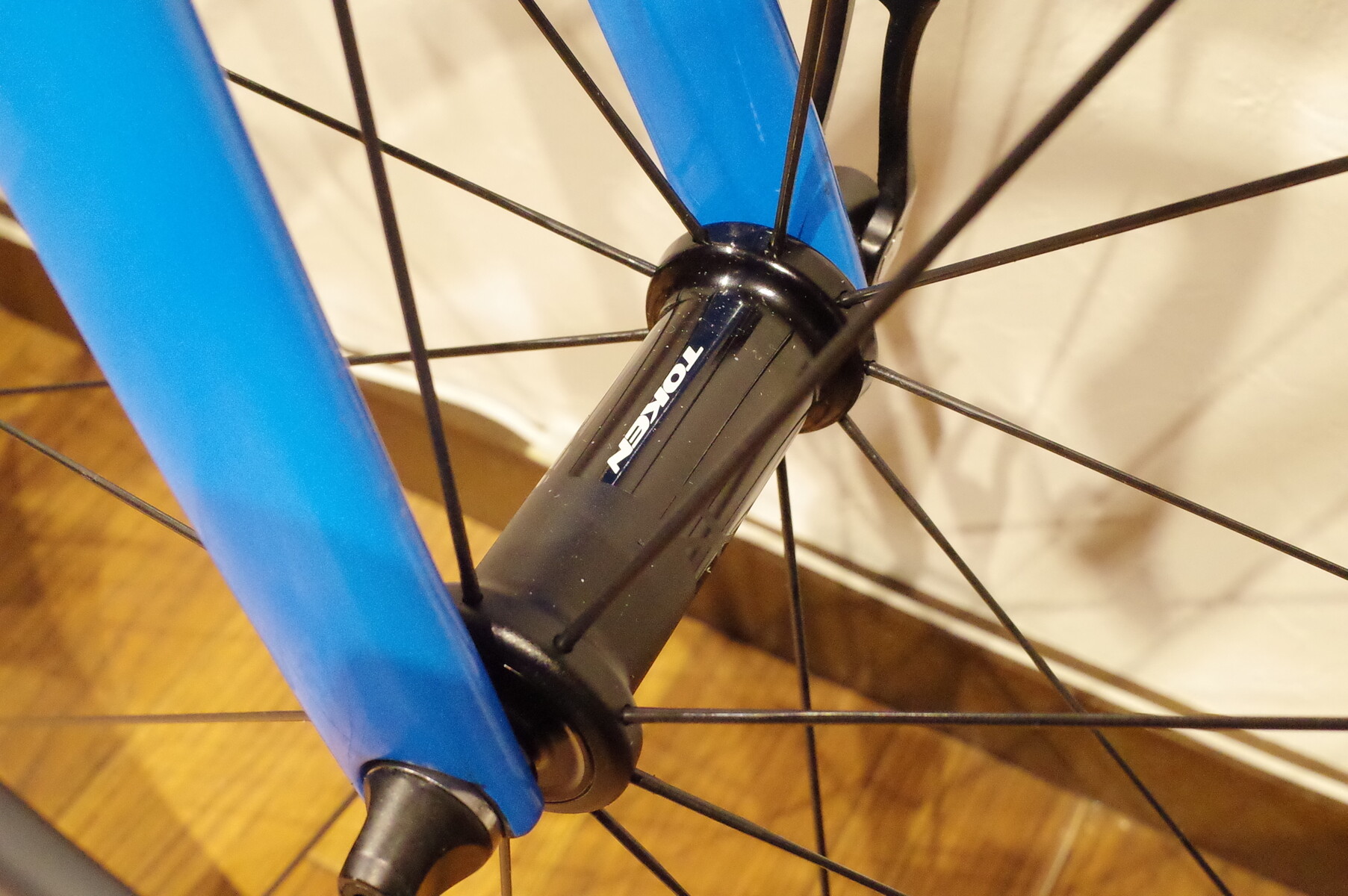 TOKEN DHuezz WHEEL SET x CANYON CF SLXカスタム : Ku0026M CYCLE BLOG