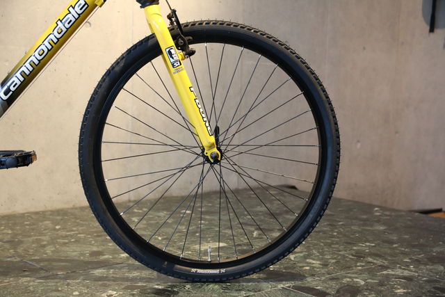 譲り受けたMTBを自分らしく。Cannondale terra カスタム : K&M 譲り受けたMTBを自分らしく。Cannondale terra カスタム : K&M