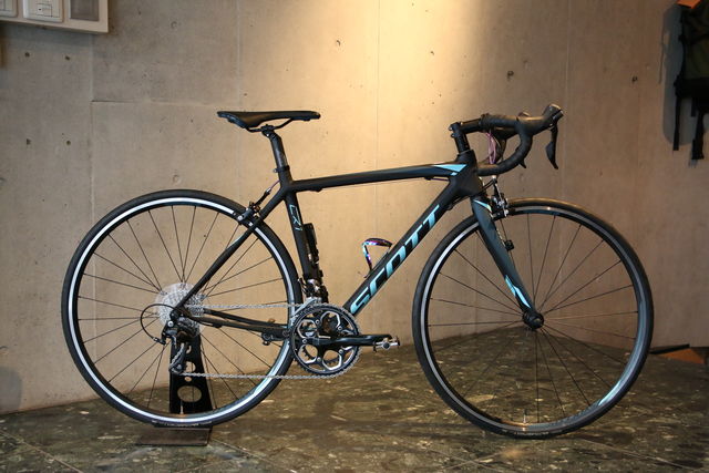 ポジションの見直しでより快適に。SCOTT CR1カスタム : K&M