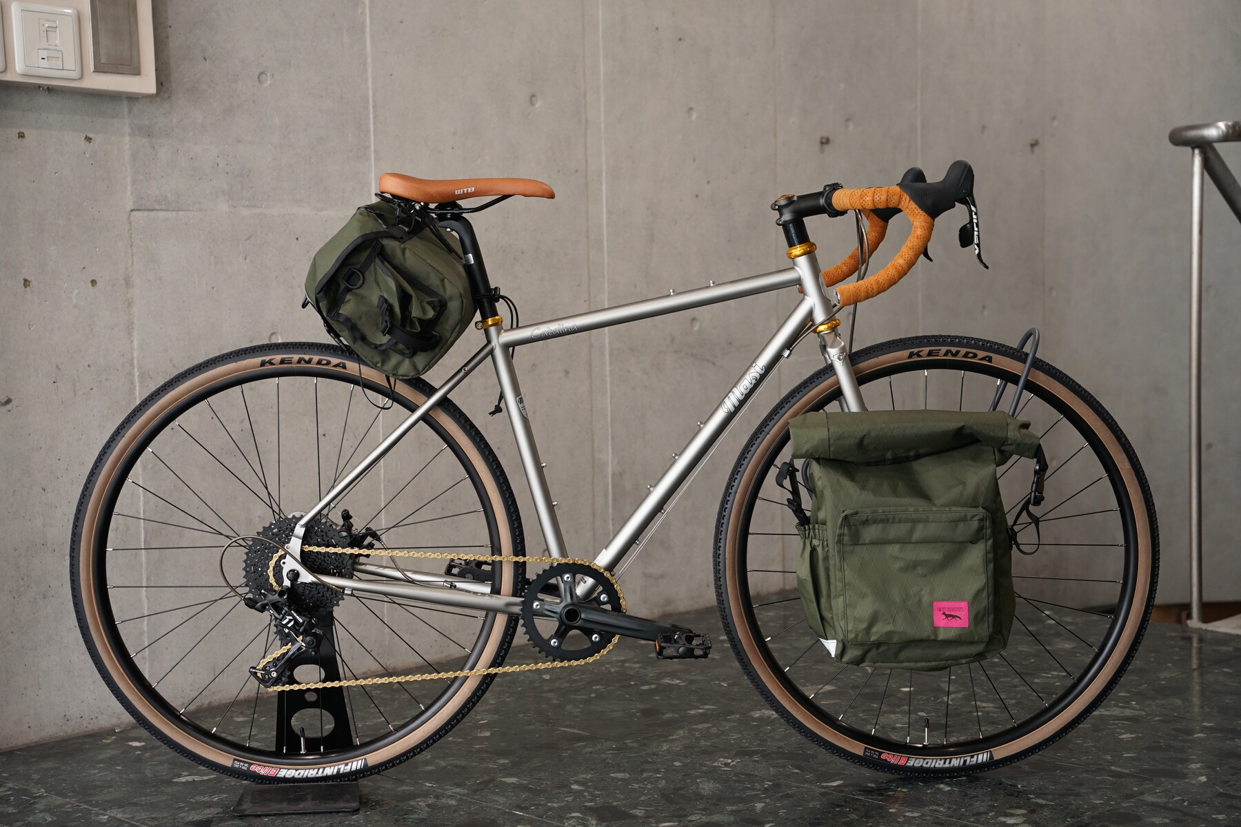 Swift Industriesの定番モデルZeitgeist＆JR.RANGERが入荷 : K&M CYCLE ...