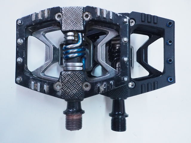 フラット&ビンディングの新型crankbrothers double shot 3 入荷 フラット&ビンディングの新型crankbrothers double shot 3 入荷