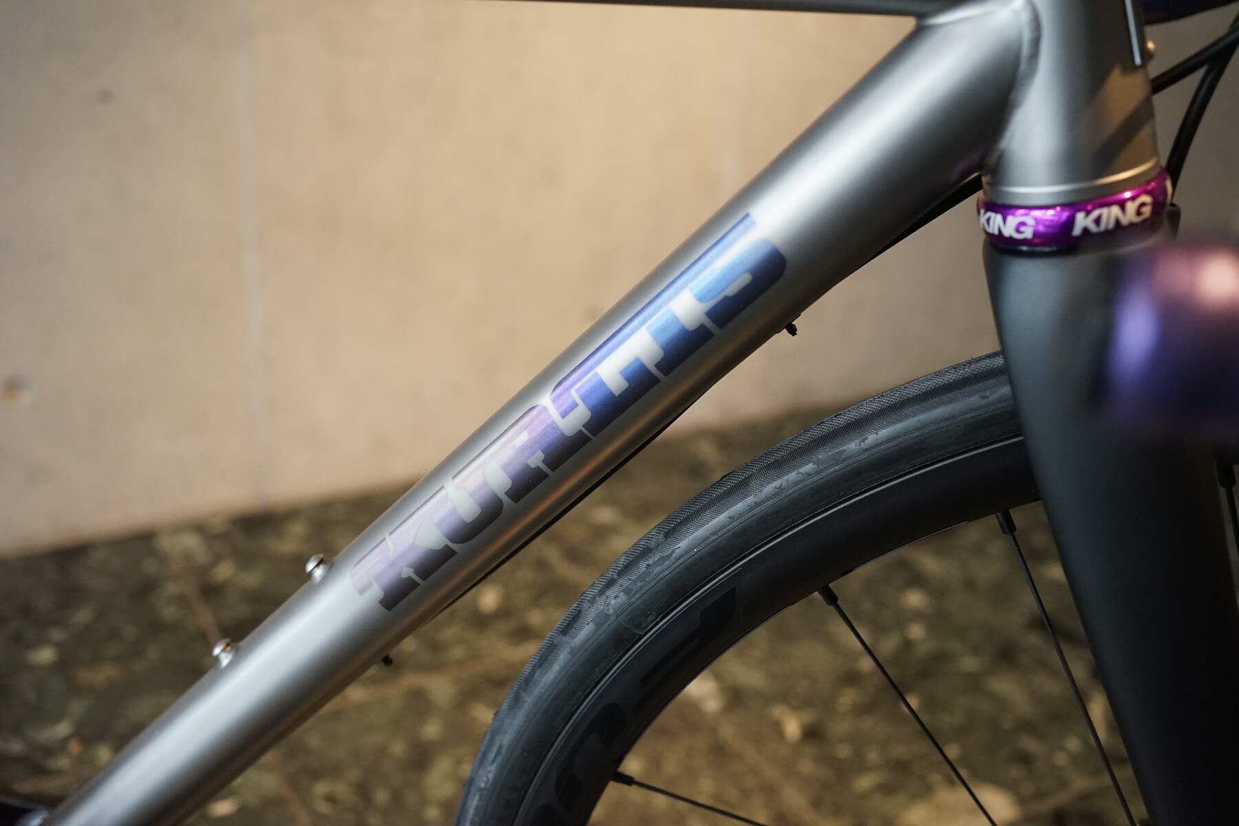 【稀少】KUALIS TI チタン ディスクフレームセット(ENVEパーツ付) DSC08700.jpg