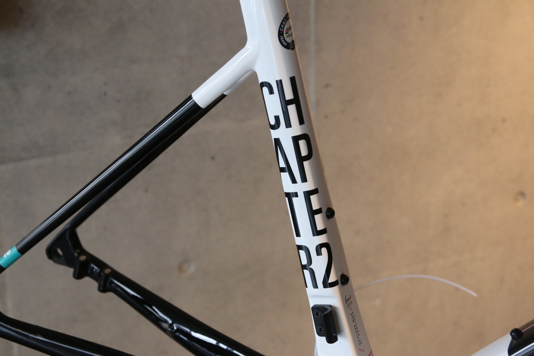 CHAPTER2 TEREの新カラーWHITE&PINK 入荷 : K&M CYCLE BLOG