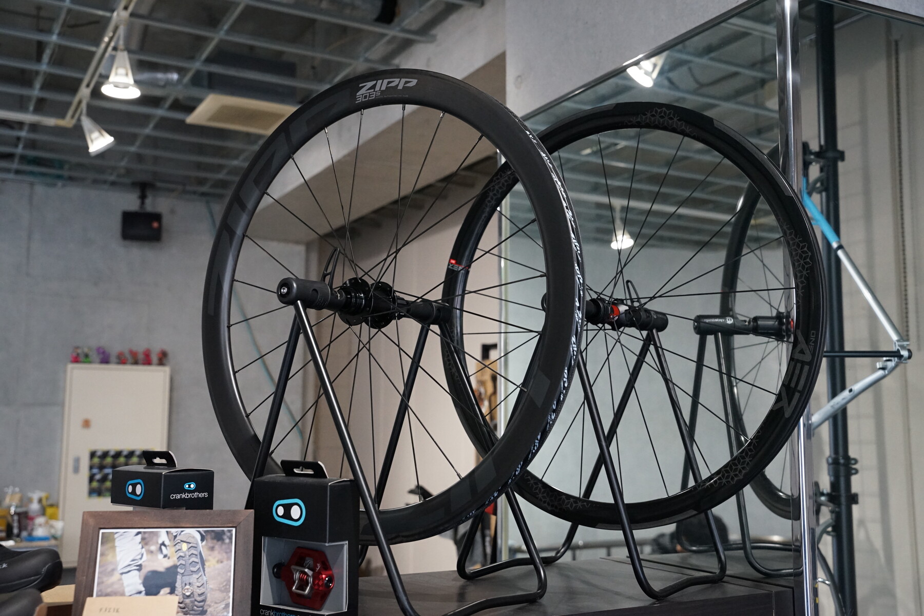 優秀なディスクロード用カーボンホイール ONEAER DX3 : K&M CYCLE BLOG