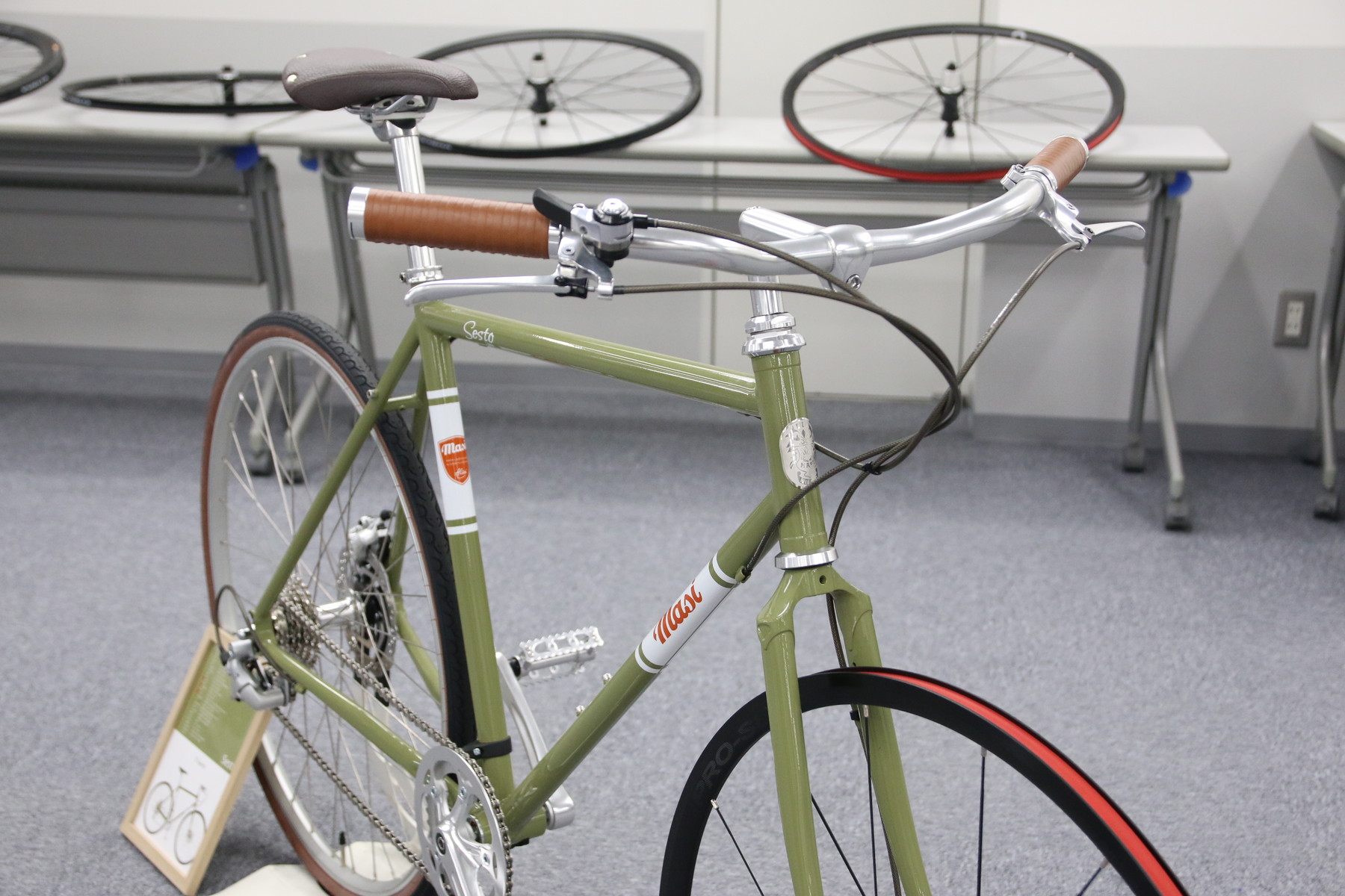 ピストバイク masi sesto あわただしく マジィ セスト