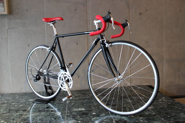 Calamitaの今シーズン最終便が到着しました! : K&M CYCLE BLOG Calamitaの今シーズン最終便が到着しました! : K&M CYCLE BLOG