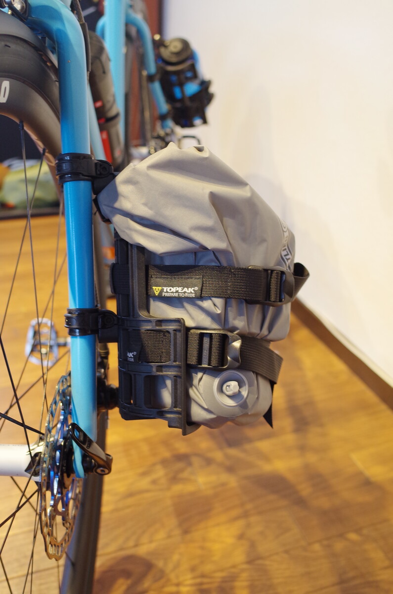 TOPEAK VersaCageで遊べるバイクにカスタム : K&M CYCLE BLOG TOPEAK VersaCageで遊べるバイクにカスタム : K&M CYCLE BLOG