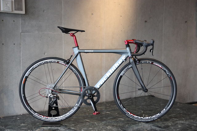 新車外 TIME MILLENIUM 650C カーボンフォーク こみ上げ 希少 新車外 TIME MILLENIUM 650C カーボンフォーク こみ上げ 希少