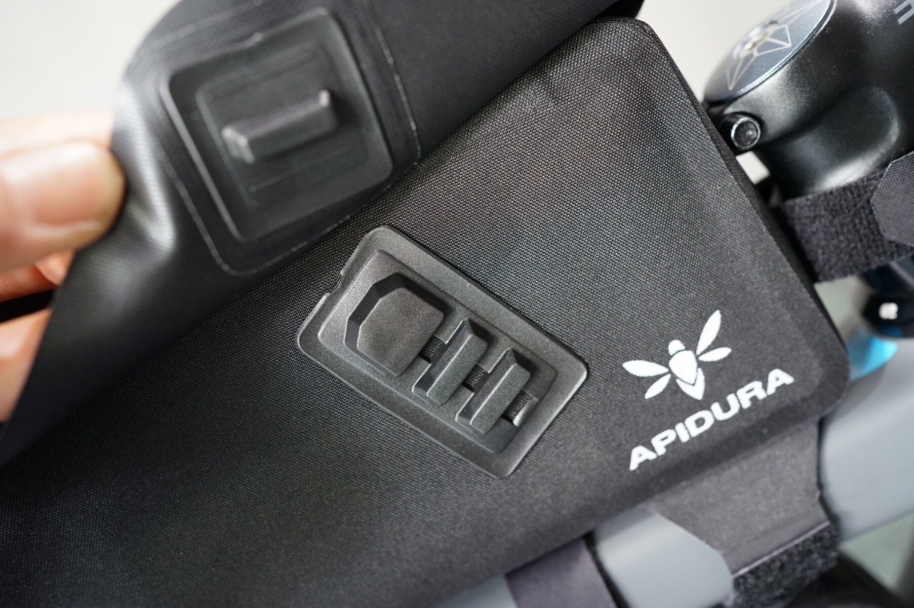 APIDURA 軽量&完全防水のレーシングシリーズ入荷! : K&M CYCLE APIDURA 軽量&完全防水のレーシングシリーズ入荷! : K&M CYCLE