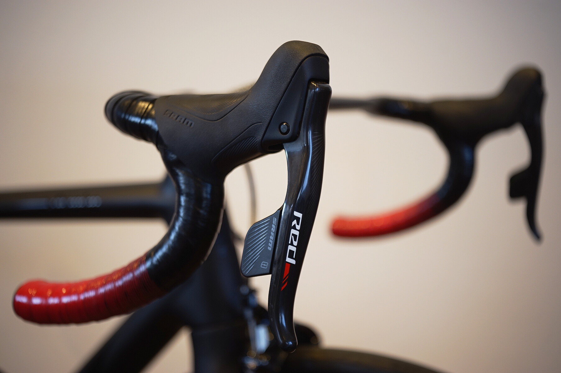 TNI PRO CARBON カーボンフレーム リムブレーキ用
