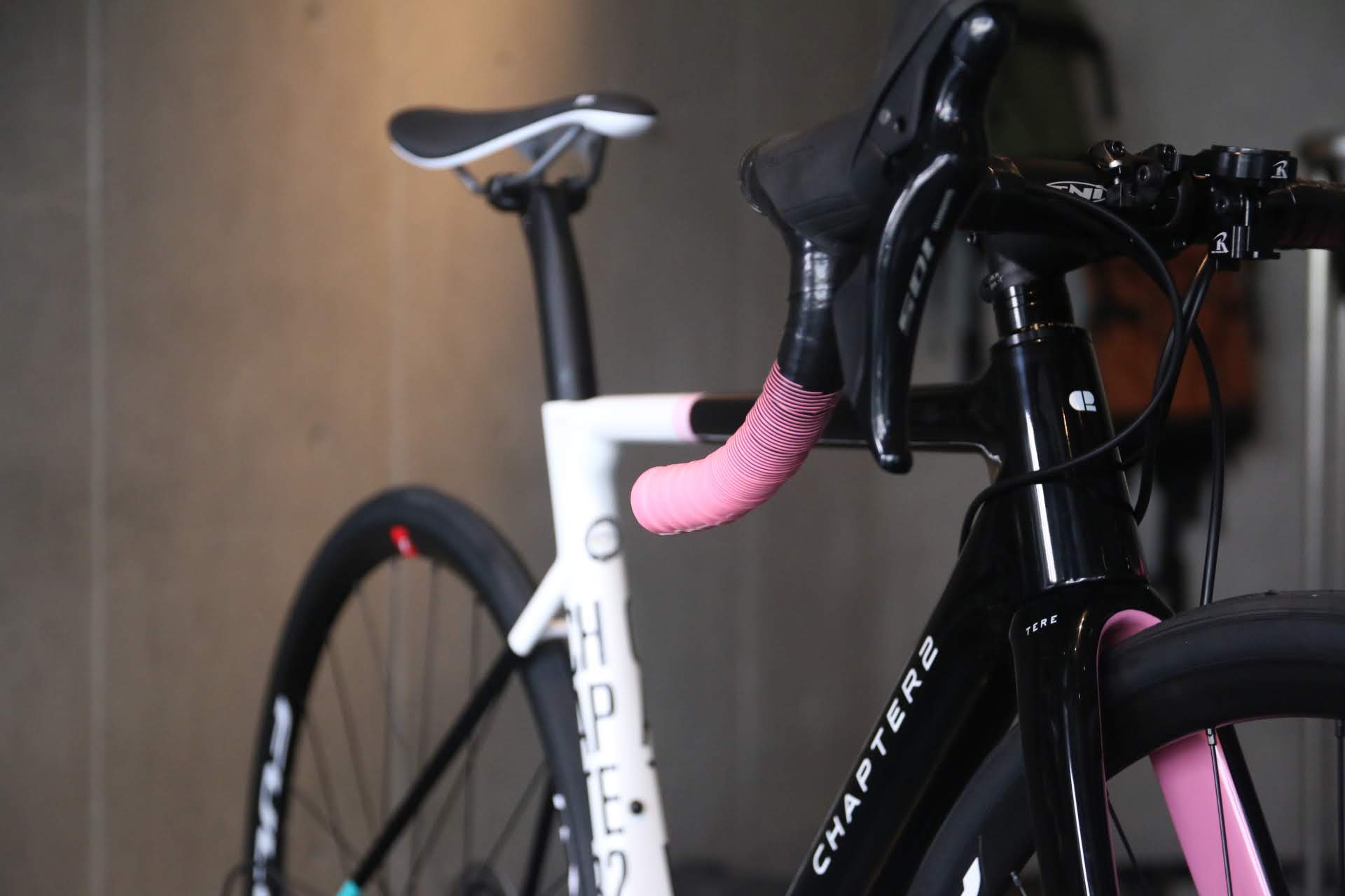 CHAPTER2 TERE WHITE&Pink 組み上げ納車 : K&M CYCLE BLOG