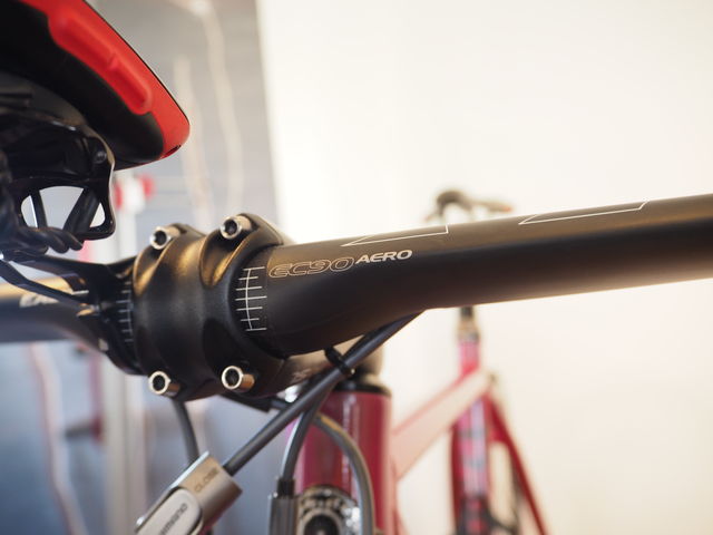 EASTON EC90カーボンエアロハンドル イーストン ec90 aero