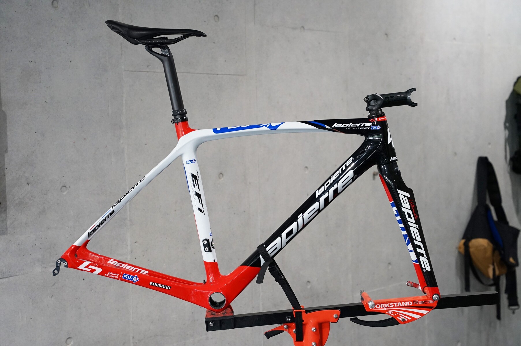 LAPIERREの傑作 Xelius EFI 組み上げ : K&M CYCLE BLOG LAPIERREの傑作 Xelius EFI 組み上げ : K&M CYCLE BLOG
