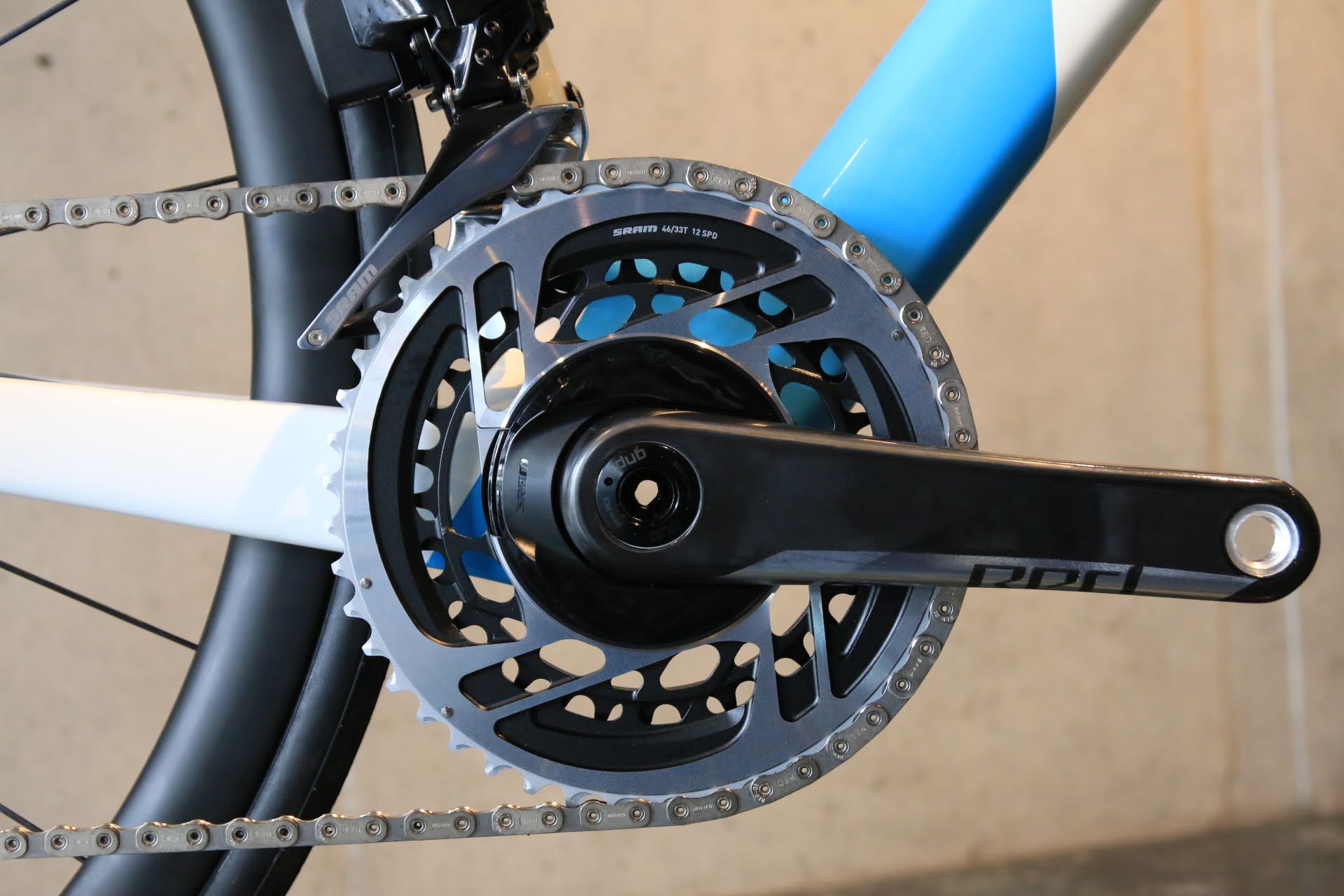 SRAMの最新コンポeTap AXS × FACTOR O2組み上げ : K&M CYCLE BLOG
